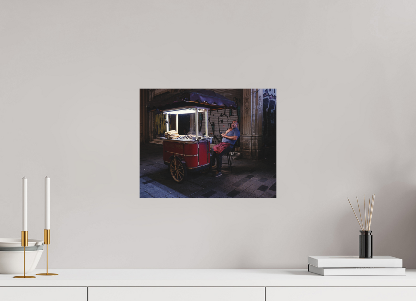 37,5 x 30 cm, Photo Print on Fuji Crystal DP II Matte Istanbul Impressions: Corner Office